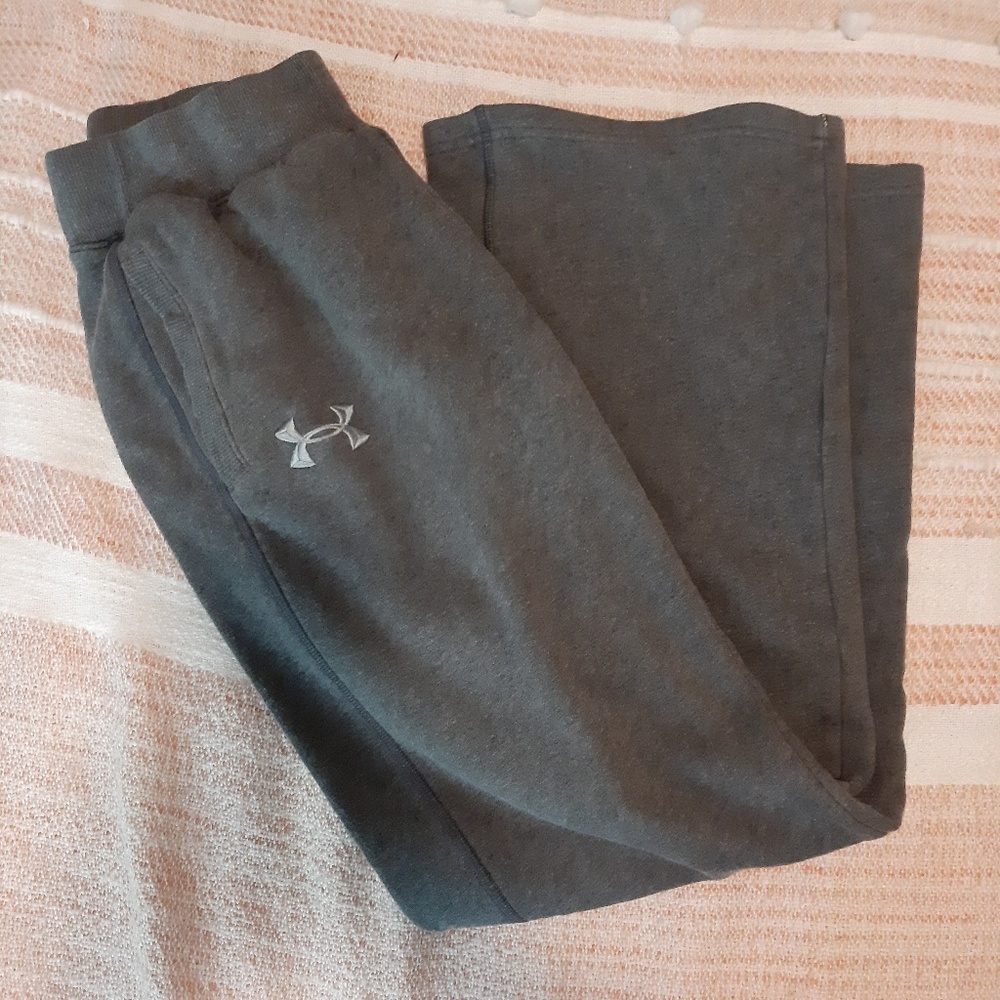 Gret under armour sweatpants